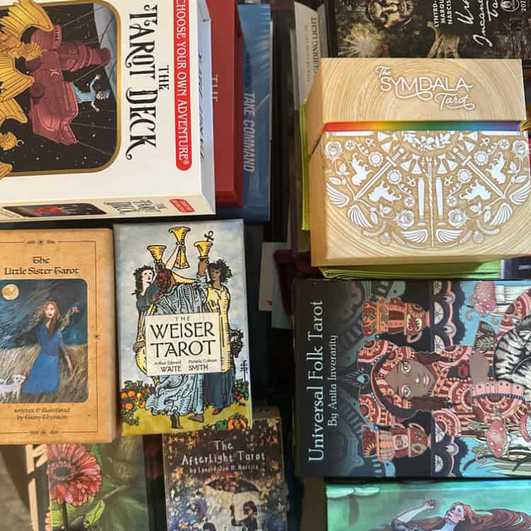 Comment réduire la taille de votre collection de jeux de tarot