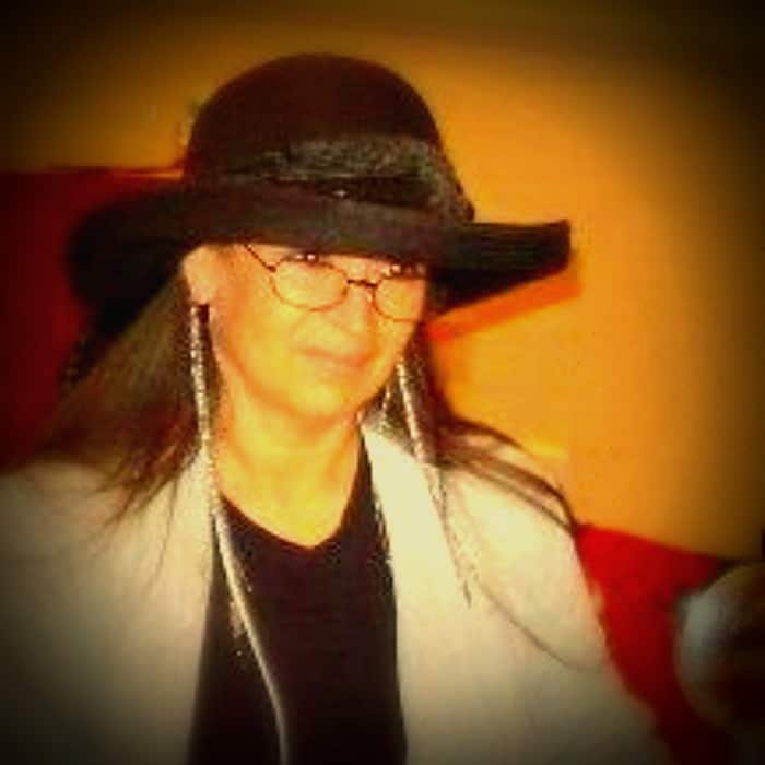 Talkin’ Tarot With Val Sherill