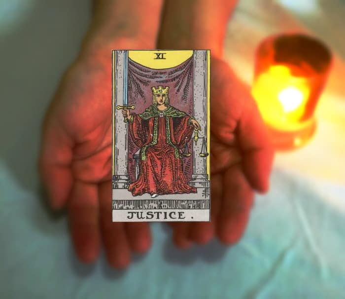 Tarot Advice - Guidance in Every Card: Justice