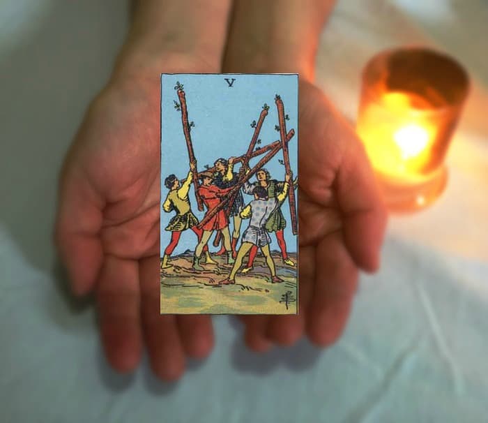Tarot Advice – Guidance in Every Card: Five of Wands