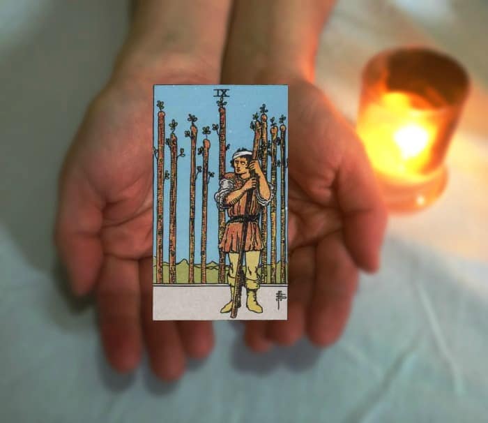 Tarot Advice – Guidance in Every Card: Nine of Wands