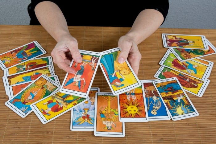 The Hit List: Ways to learn tarot without breaking the bank