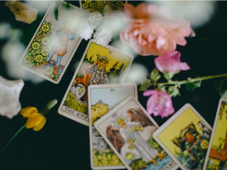 The Hit List - How to Find a New Tarot Reader or Astrologer